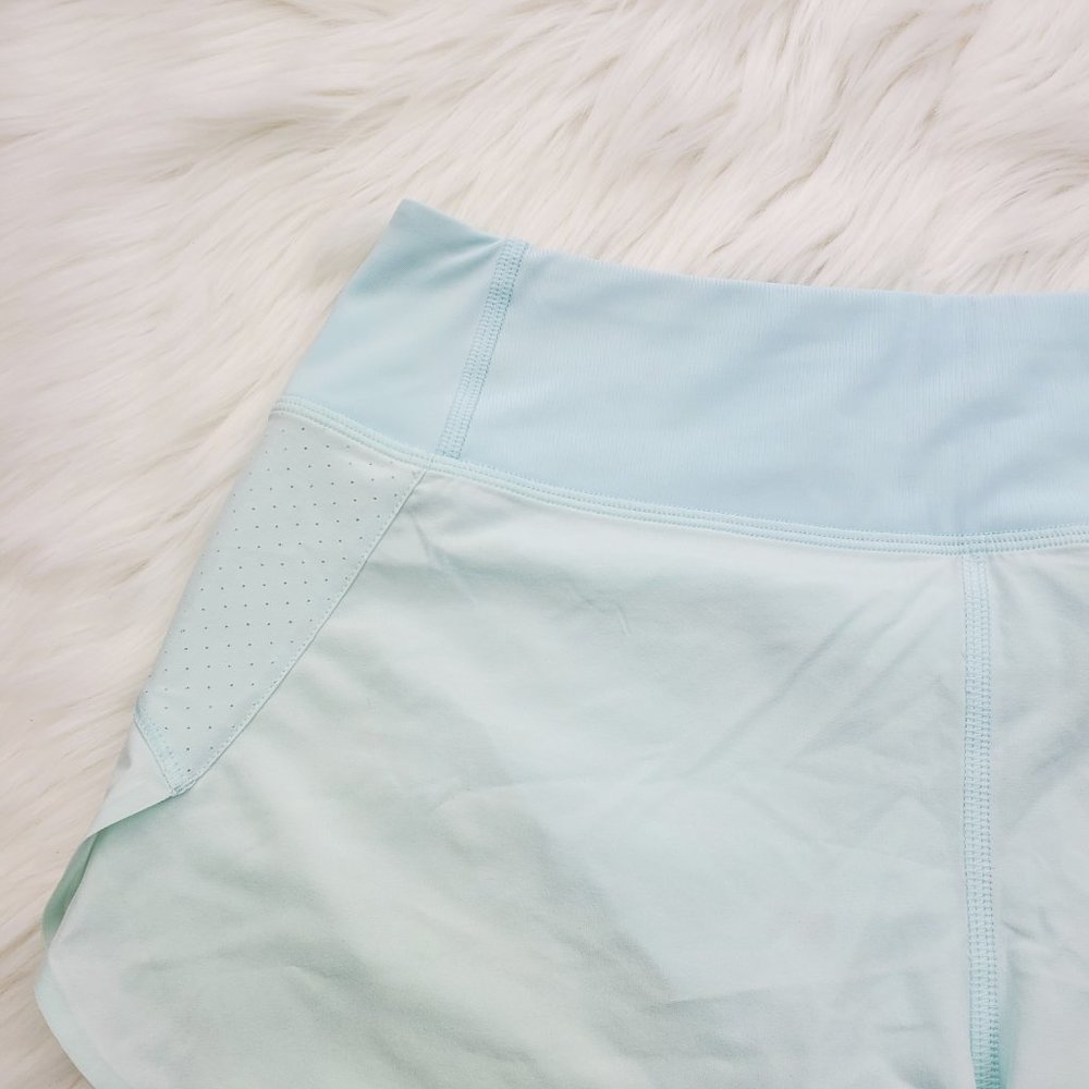 NWOT Athleta Blue Run With It 3.5" Shorts - Picture 6 of 10